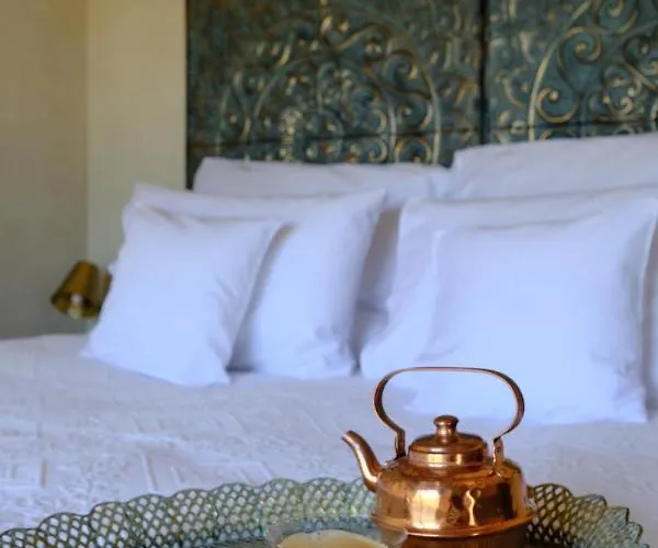 Polna Hill ホテル *