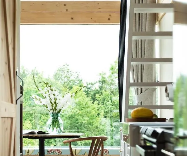 ホテル Polna Hill