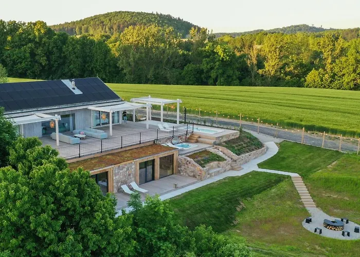 Отель Polna Hill